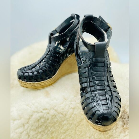 Handmade Black Wedge  - Picture 5 of 5